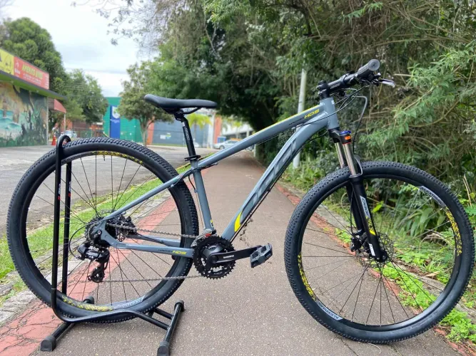 Bicicleta OGGI 29 Hacker Sport NOVA