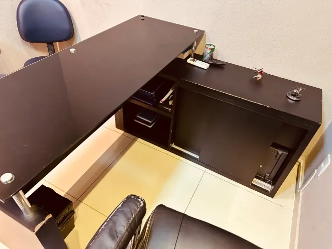 Mesa executiva em L