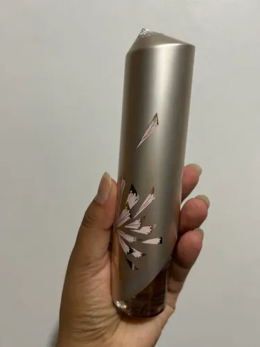 perfume raro E descontinuado