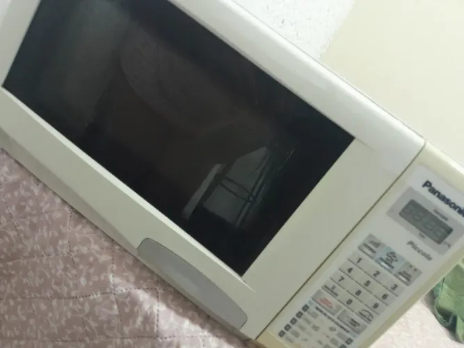 Vendo micro ondas funcionando