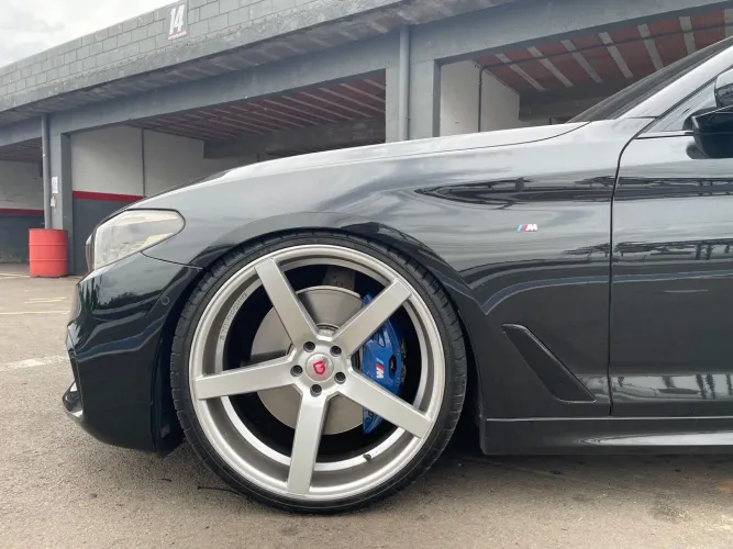 Rodas Gisa Sven 22x8,5 Off Set 35 22x10 off Set 30 Furacão 5x112 por R$9.000,00 o Jogo