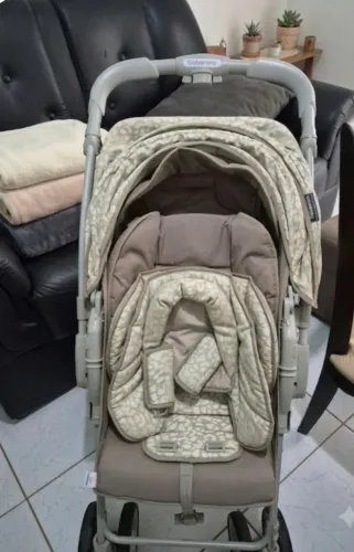 Carrinho de bebê