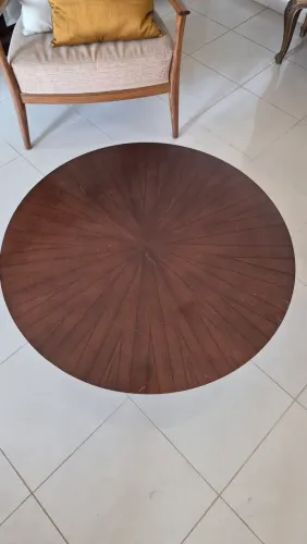 MESA DE CENTRO REDONDA DE MADEIRA