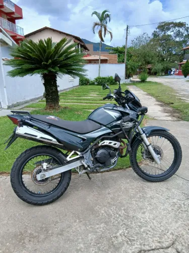 FALCON XT 400 2005