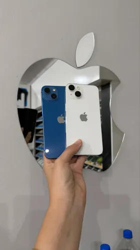 13 BRANCO DE 128 GB SEMINOVO DISPONÍVEL