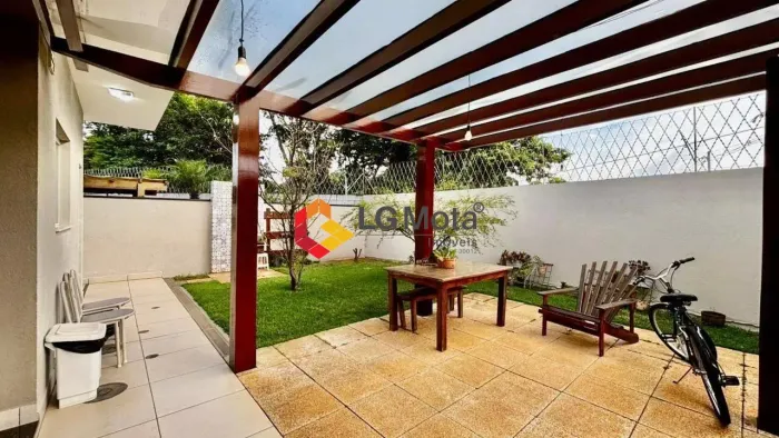 Casa Térrea à venda em Valinhos no condomínio Le Village