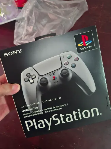 Controle ps5 30 anos
