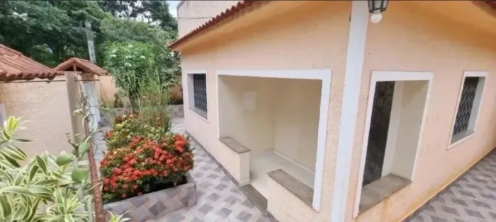 Casa a venda - Financiada pela Caixa 