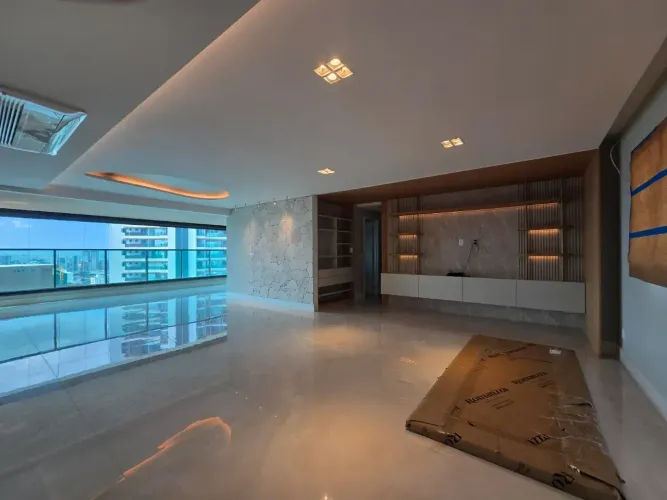 Palazzo Unique | Nunca Habitado | 250m² | 3 Suítes + Gabinete | 4 Vagas | Um por Andar