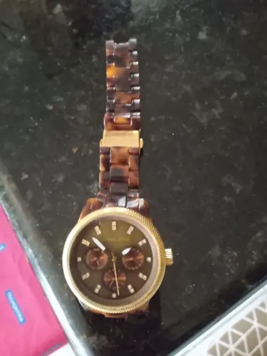 Relógio Michael kors Original ... Está com o engate da pulseira quebrado...