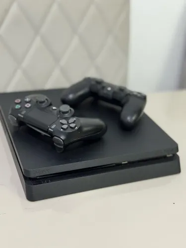 Playstation 4 - Impecável
