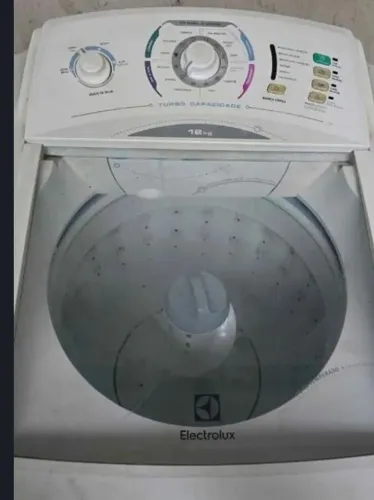 Maquina de Lavar 12 kg Electrolux