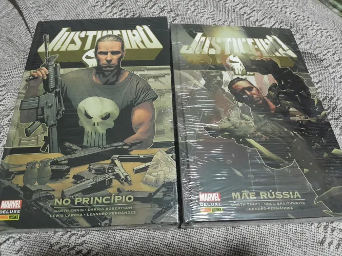 Marvel Deluxe Justiceiro