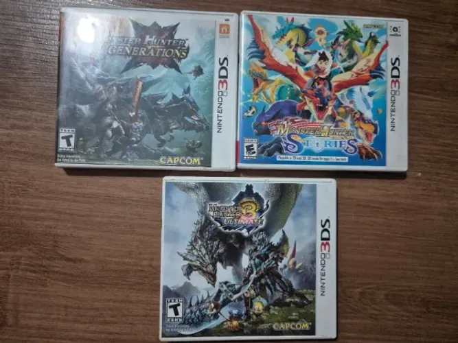 Colecao Monster Hunter Nintendo 3DS - 3 jogos em perfeito estado
