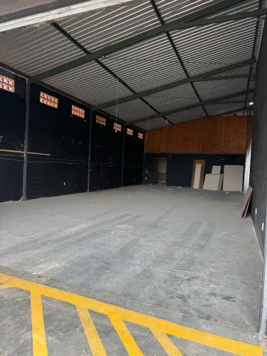 Galpão em ótima localização 