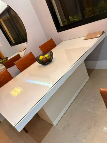 Mesa de Jantar Moderna com Tampo de Vidro 6 Cadeira.