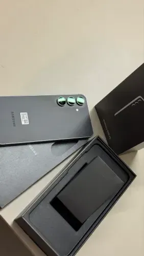 Samsung Galaxy S25 FE