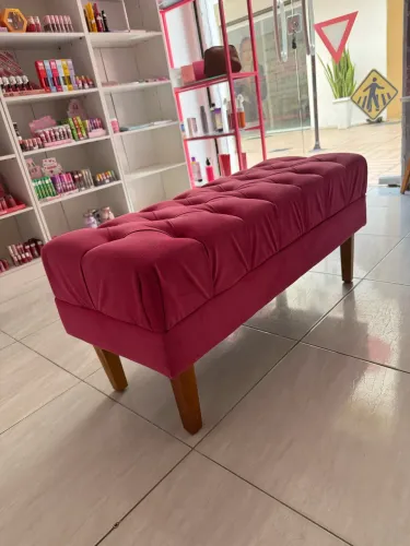 Vende-se Puff Acento Acolchoado