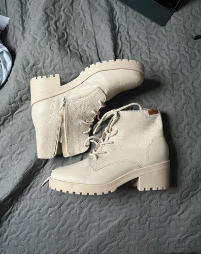 Bota cano curto - Bottero