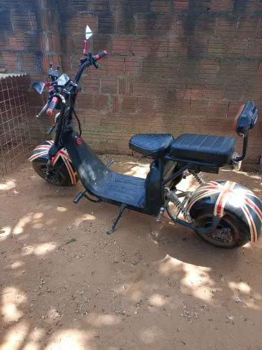 Vendo uma escort elétrica