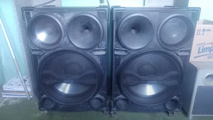 Caixas de som 
