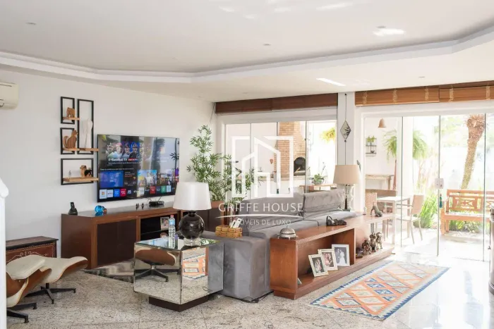 CONDOMÍNIO VIVENDAS DO SOL - CASA TRIPLEX PARA VENDA OU LOCAÇÃO / 3 SUÍTES / TODOS OS COMO