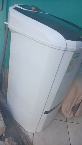 Verde se um tanquinho de lavar roupa 10 kg