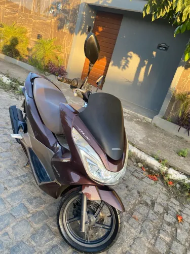 PCX DLX 2017 12 mil