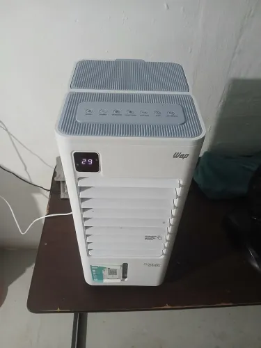 Climatizador de Ar digital 8,5 L (R$ 180)