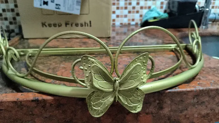 Vendo dossel para berço dourado 