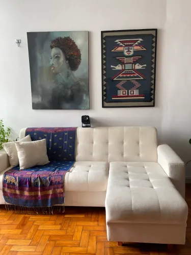 Sofá com chaise offwhite