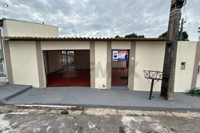 "Encantadora Casa à Venda em Jardim Amazônia I!"