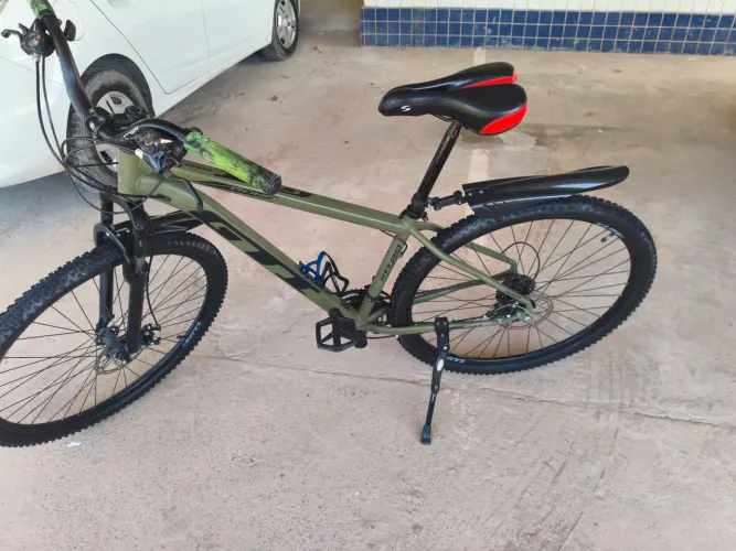 Bicicleta GTI - Quadro 17 - Aro 29 - Alumínio - Verde Militar