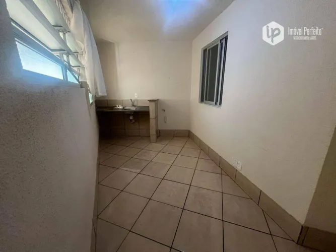 Kitnet com 1 dormitório para alugar, 30 m² por R$ 750/mês - Centro - Vila Velha/ES