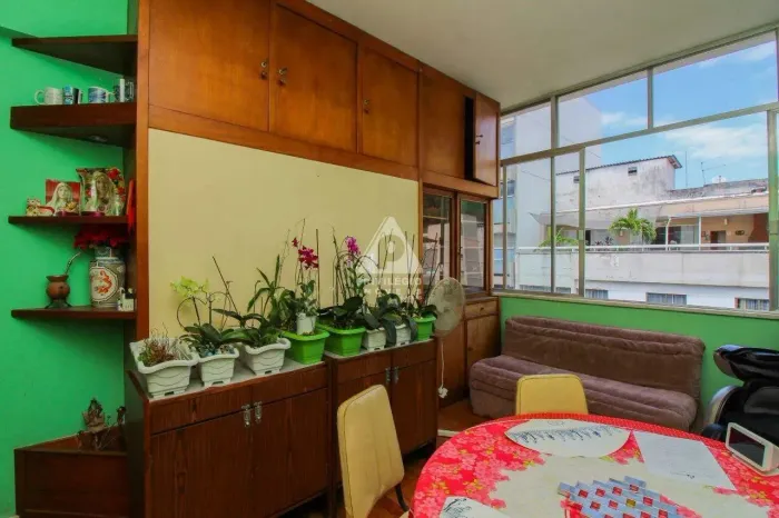 Privilégio Imóveis Vende: Excelente apartamento em Ipanema, cobertura Duplex