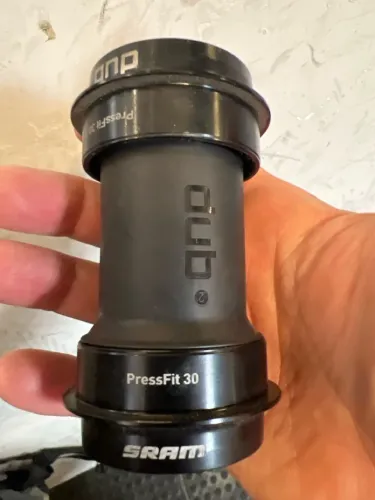 Movimento Central DUB SRAM PF-30