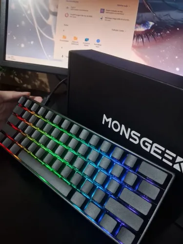 Teclado magnético akko fun60 @zathurainformatica