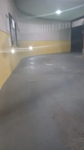 Busco casa para locação