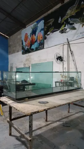 aquário 180x50x60