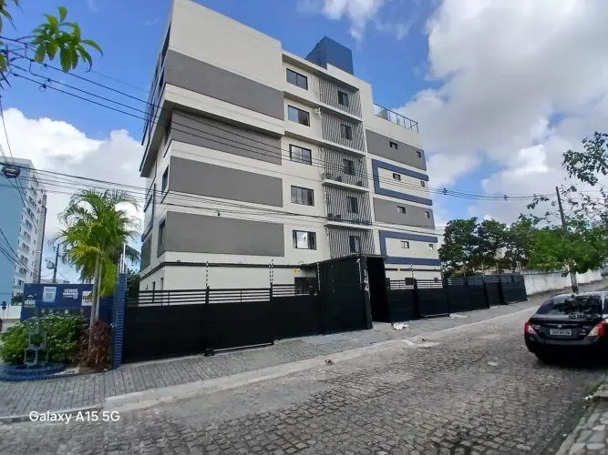 Bancários - Vendo Apto. Térreo de 2 Quartos - Pronto para Morar - Próx. do Novo Parque das