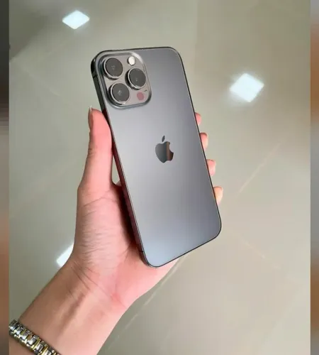 iPhone 13 Pro Grafite 256 GB 6 meses de garantia