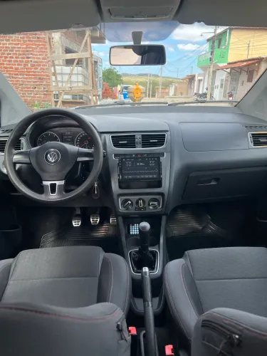 Volkswagen Crossfox 1.6 MI Total Flex 8V 5P 2014