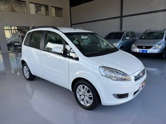 Fiat Idea Attractive 1.4 Fire Flex 8V 5P 2014