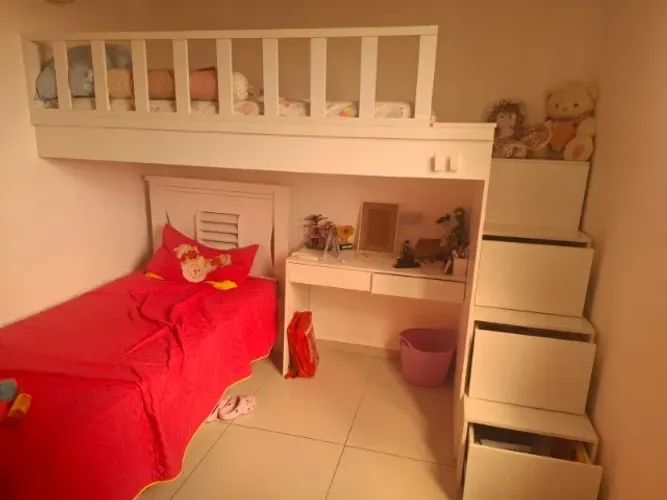 Cama Beliche com 1 ano de uso.