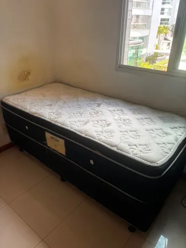 Cama de solteiro 