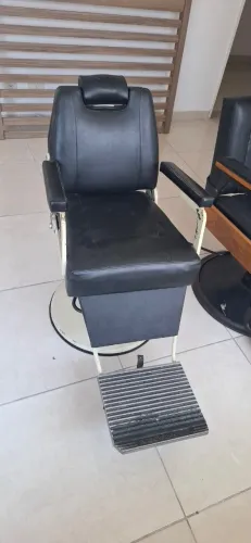 Cadeira Barbeiro Reclinavel Hidraulica Ferrante