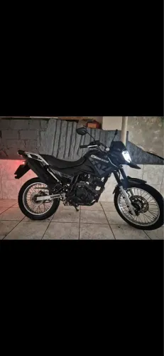 Vendo Crosser nova
