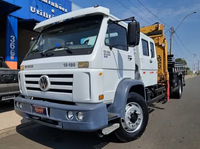 VW 13.180 Worker 4X2 - (2011) - Munck/Carroceria