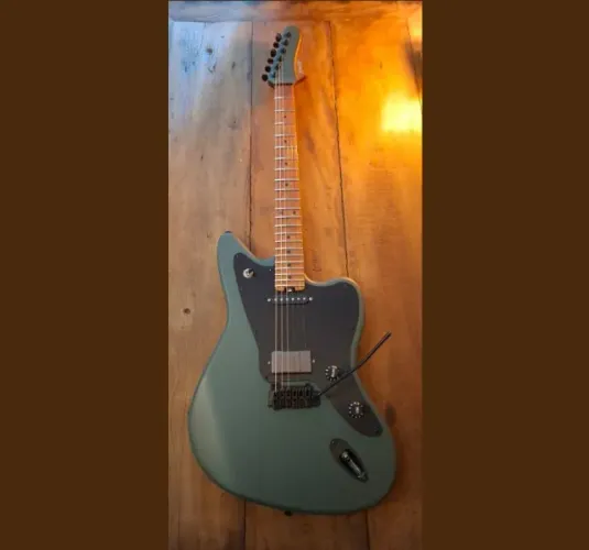 Guitarra Luthier Benedetti