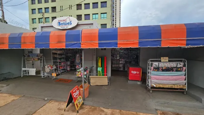 Imóvel para venda possui 150 metros quadrados com 7 quartos em Centro - Campo Grande - MS